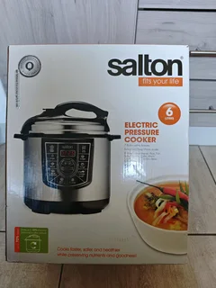 Salton 6L pressure electric cooker