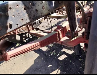 Mercedes benz Leaf Springs