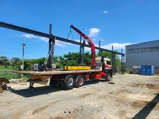 Crane truck/Rollback For HIRE