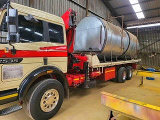 Crane truck/Rollback For HIRE