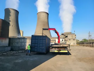 Crane truck/ Rollback hire