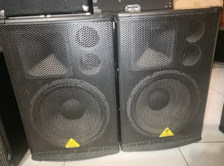 2x Behringer 15&#34; Speakers Passive