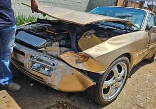 1988 Porsche 944 Turbo stripping for parts