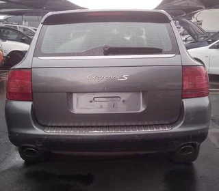2004 Porsche 955 Cayenne S 4.5 V8 stripping for parts