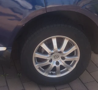 2008 Porsche 957 Cayenne stripping for parts