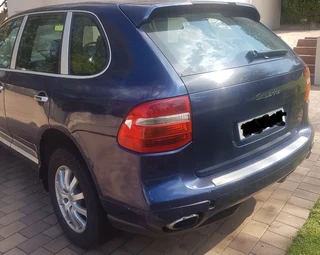 2008 Porsche 957 Cayenne stripping for parts