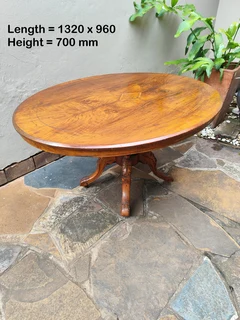 Antique tilt top rosewood table circa 19 th century