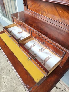 Antique French lady’s desk. Circa 1870