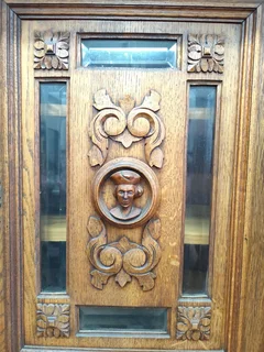 Antique oak French court/ buffet cupboard circa 19 th century