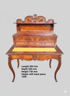 Antique French mahogany lady’s desk. Circa 1870