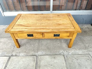 Solid oak wood 4 drawer coffee table
