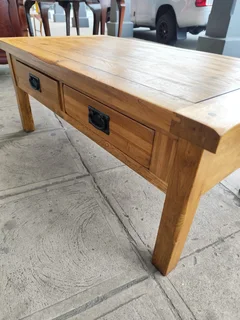 Solid oak wood 4 drawer coffee table