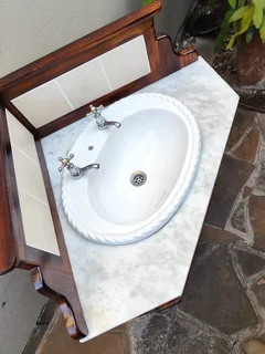 Solid saligna wood corner vanity and mirror