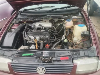 1998 Volkswagen Polo Classic 1.6 Sedan