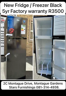 New Midea 173L top freezer fridge
