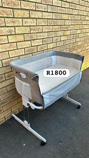 Bounce beside me cot