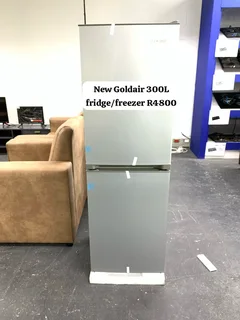 New Goldair 300L fridge freezer