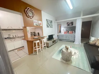 CAPE TOWN CITY CENTRE  - FULLY FURNISHED SELF CATER APARTMENT