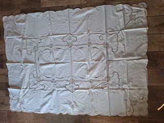 Embroidery for table