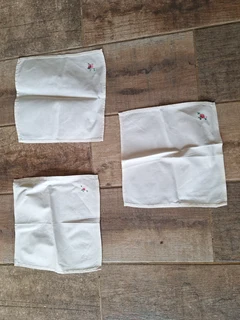 3 Cloth napkins
