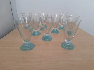 9 Wine large glasses