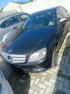 Mercedes Benz C280 breaking up for spares