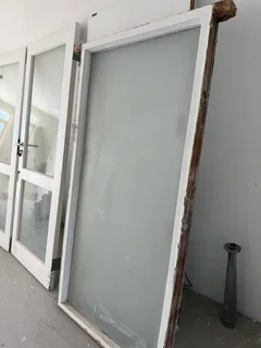 3x 600x900 side hung windows &#43; fixed window and frame 860x1800 R1900