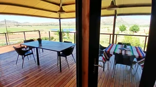 POTLUCK LUXURY ACCOMMODATION in Rosendal, Free State
