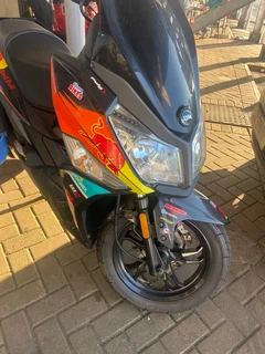 Sym Jet 200 automatic scooter with only 900km on the clock 2024 model