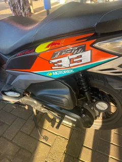 Sym Jet 200 automatic scooter with only 900km on the clock 2024 model