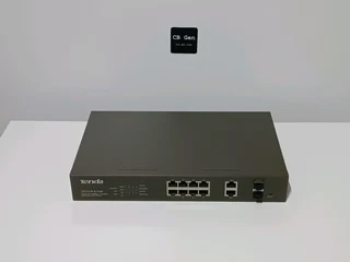TENDA 8 port Poe switch