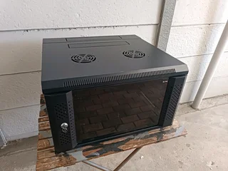 6u Swing Wallmount Network Cabinet