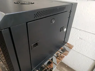 6u Swing Wallmount Network Cabinet