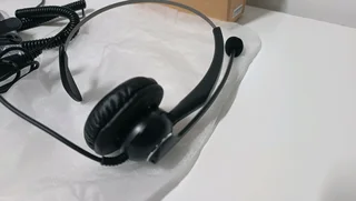 Assorted Contact Centre Headsets Jabra, Logitech, POLY, Plantronics,Yealink