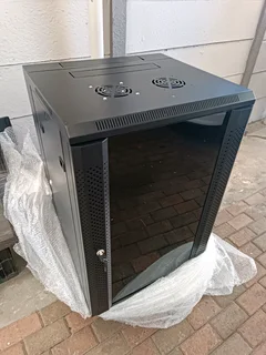 18u Swing Wallmount Network Cabinet