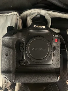 Canon 1DC