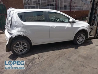 Chevrolet Sonic 1.6 5dr Hatch manual 2014 Code 4 No papers. Stripping for Spares and Parts!!