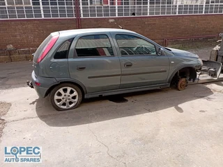 Opel Corsa Gamma 1.7 CDTi Hatch Manual 2005 code 4 NO PAPERS!! Stripping for Spares and Parts!!!