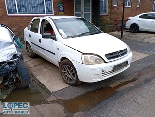 Opel Corsa Gamma Sedan 1.4 manual 2004 code 2 Stripping for Spares and Parts!!