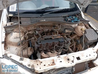 Opel Corsa Gamma Sedan 1.4 manual 2004 code 2 Stripping for Spares and Parts!!