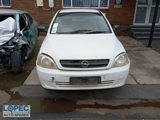 Opel Corsa Gamma Sedan 1.4 manual 2004 code 2 Stripping for Spares and Parts!!
