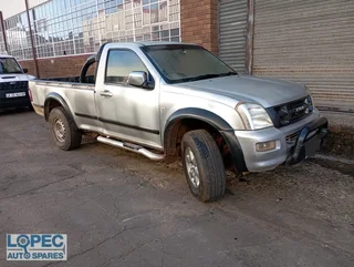Isuzu KB300 (4JH1) manual 2006 model code 2 (Single Cab) for quality used parts!