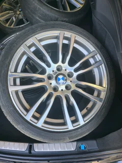 Bmw 19 inch Msport rim (One)