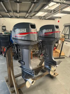 Pair of immaculate 40hp Yamaha Enduro CV Outboards.Trim &amp; Tilt.