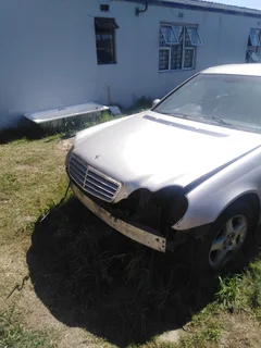 Mercedes Benz C270 CDI (Breaking up for Spares)