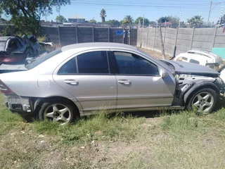 Mercedes Benz C270 CDI (Breaking up for Spares)