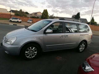 Urgent Sale: Kia Sedona Ex 2.9 Crdi Diesel Manual 8 Seater