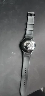 Like new Samsung Galaxy 4 Classic 46mm (SM-R890 BT) for R2700 NEG