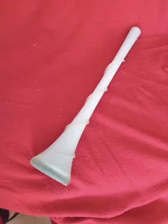 Beautiful light blue glass vase in excellent condition. Very nice decorsize on pictures