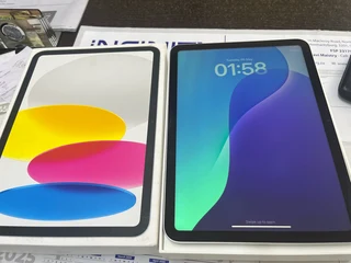 iPad 10 th gen 64gb WiFi